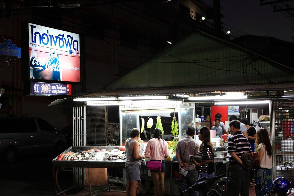 Meroom Phuket Exteriör bild