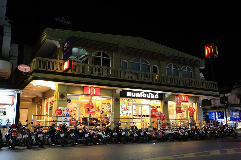 Meroom Phuket Exteriör bild