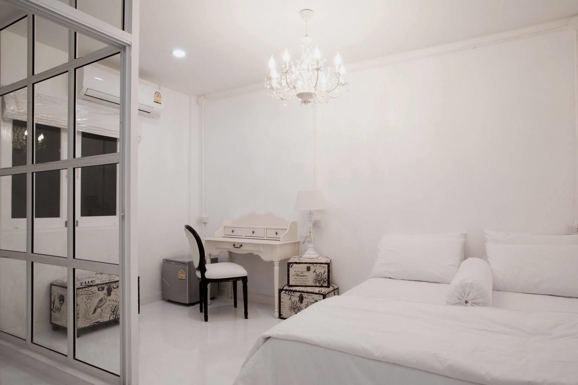 Meroom Phuket Exteriör bild